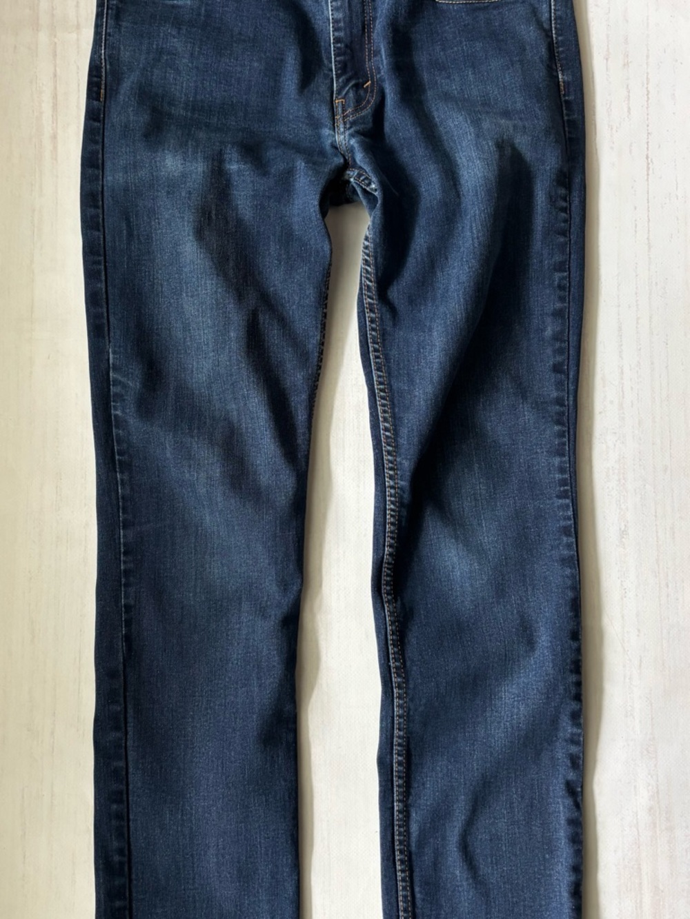 Men’s Levi's 511 Dark Blue Straight Jeans size 34 x 34 Great Condition